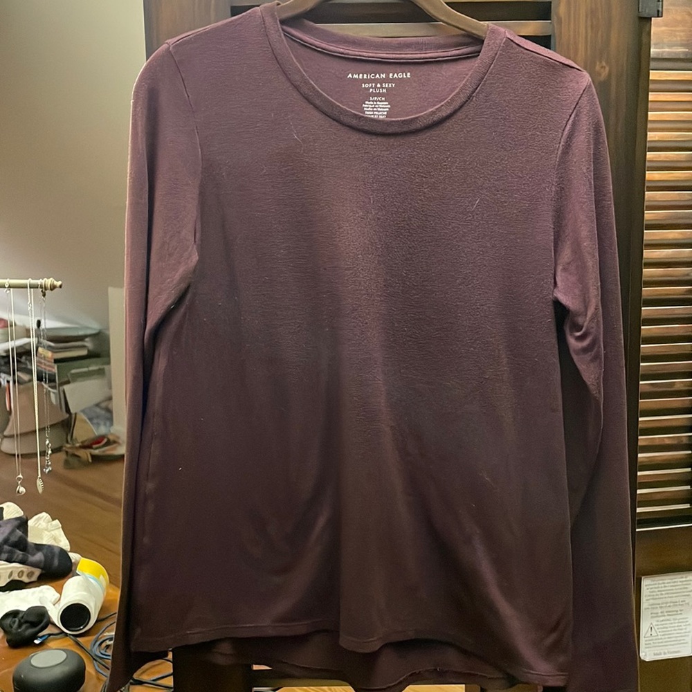 Plum size small American Eagle soft and sexy plush long sleeve top